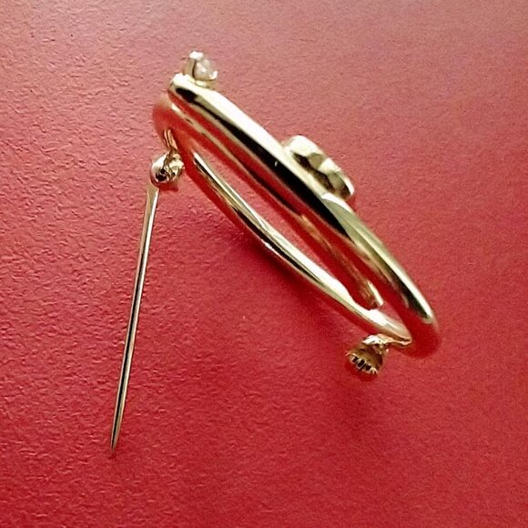 Vintage Disney Epcot Brooch Pin 80s Goldtone Unisex Signed Original Box - Picture 6 of 14